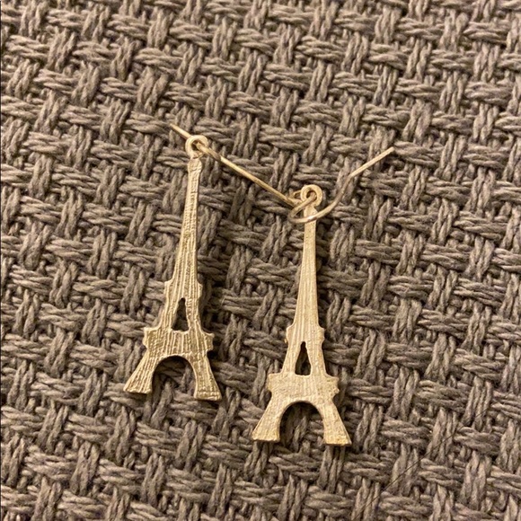 EIFFEL TOWER Earrings - Picture 3 of 3